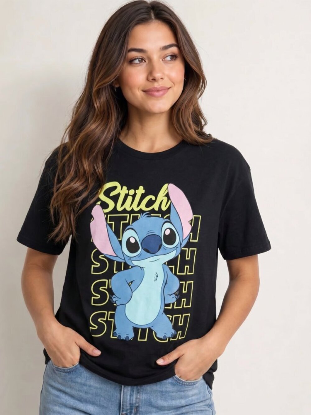 DISNEY  STITCH  T-SHIRT (XL)